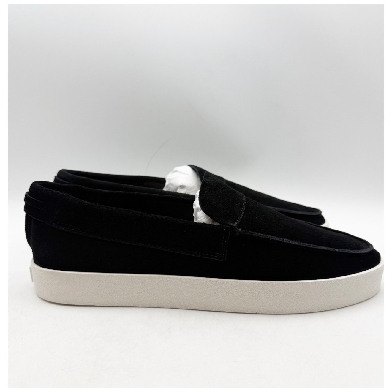 Saint Morta Men’s Hemisphere Slip On Loafers Size 8 Black White Suede NIB
