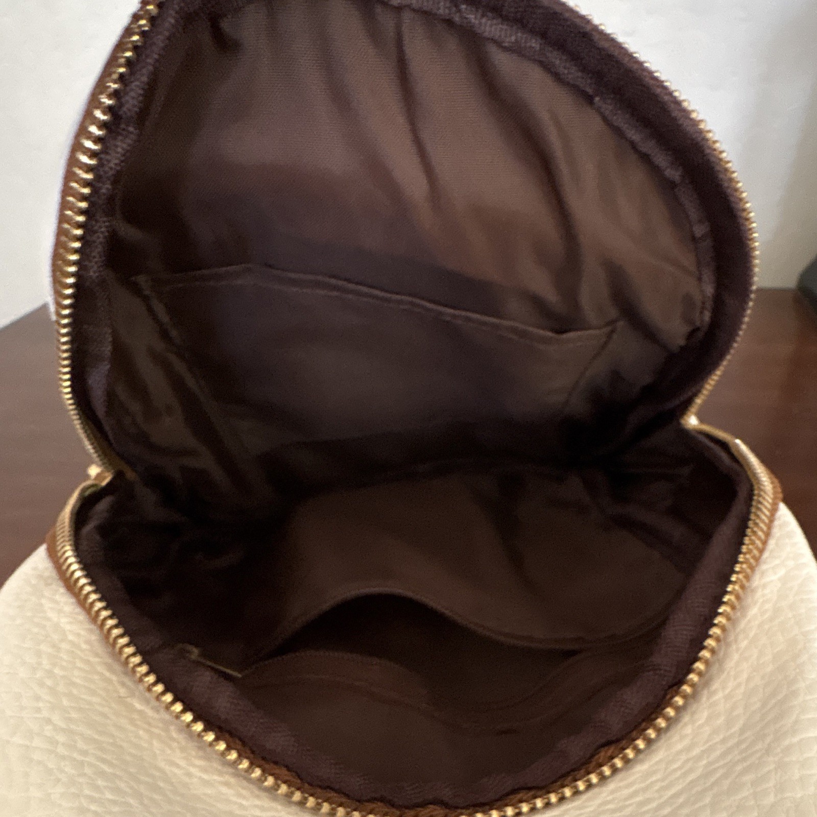 LIZZNOE White Pebbled Sling Crossbody Bag Gold Zip Brown Strap Initial A