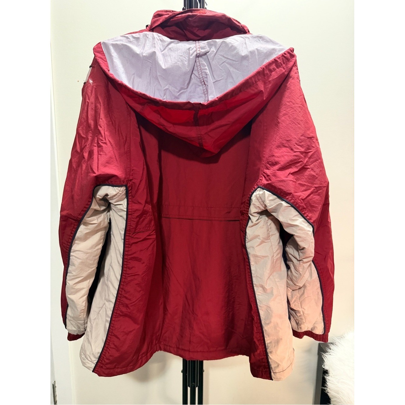 Wilson Y2K Maroon/Red Hooded Jacket with Packable Hood SZ XL