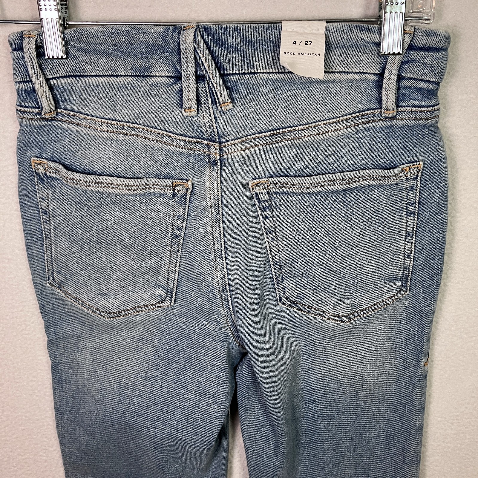 Good American Good Legs Cigarette Straight Leg Jeans Size 4/27 Light Indigo NWT