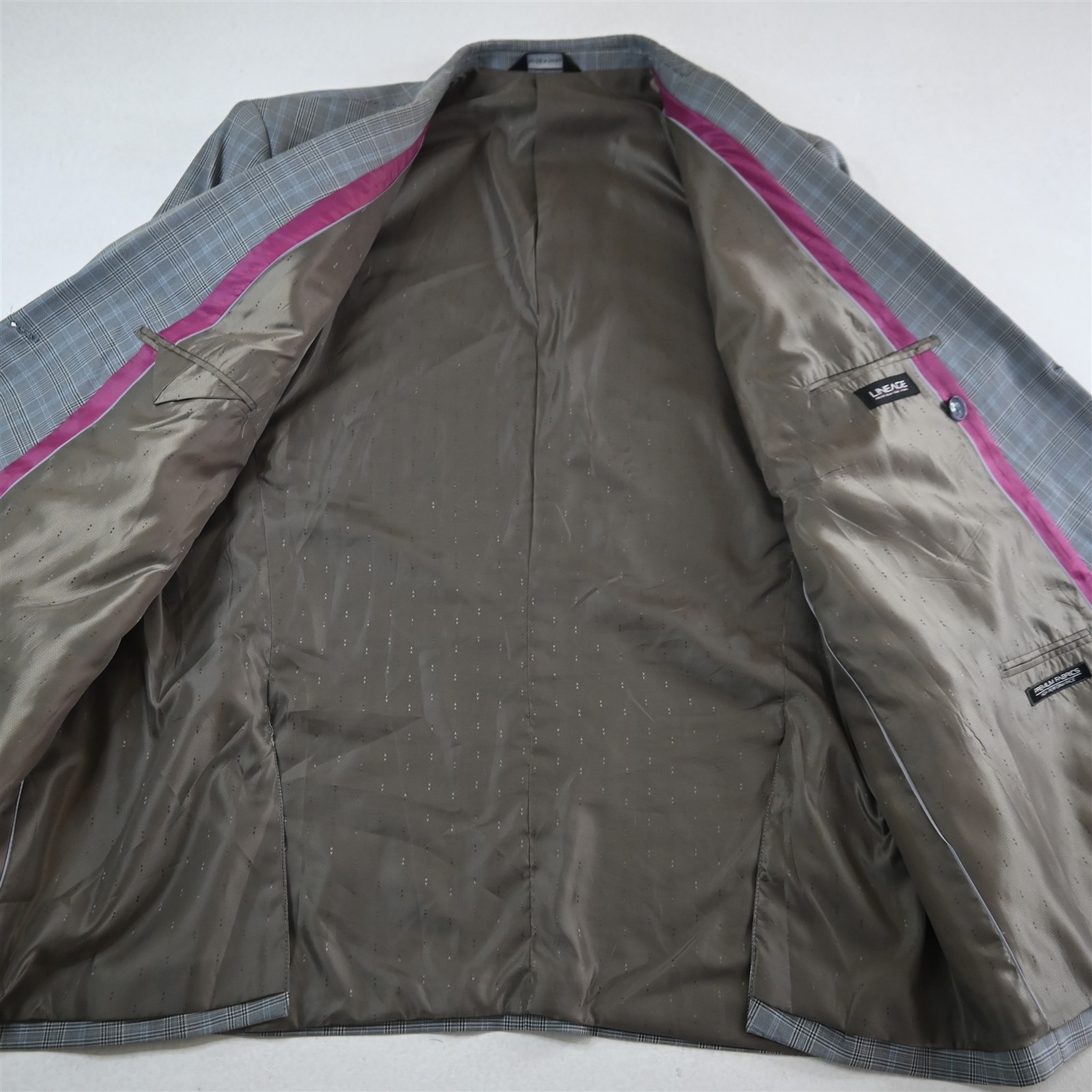 Lineage 46R 40×32 Gray Plaid Double Breasted Mens Jacket Pants Suit