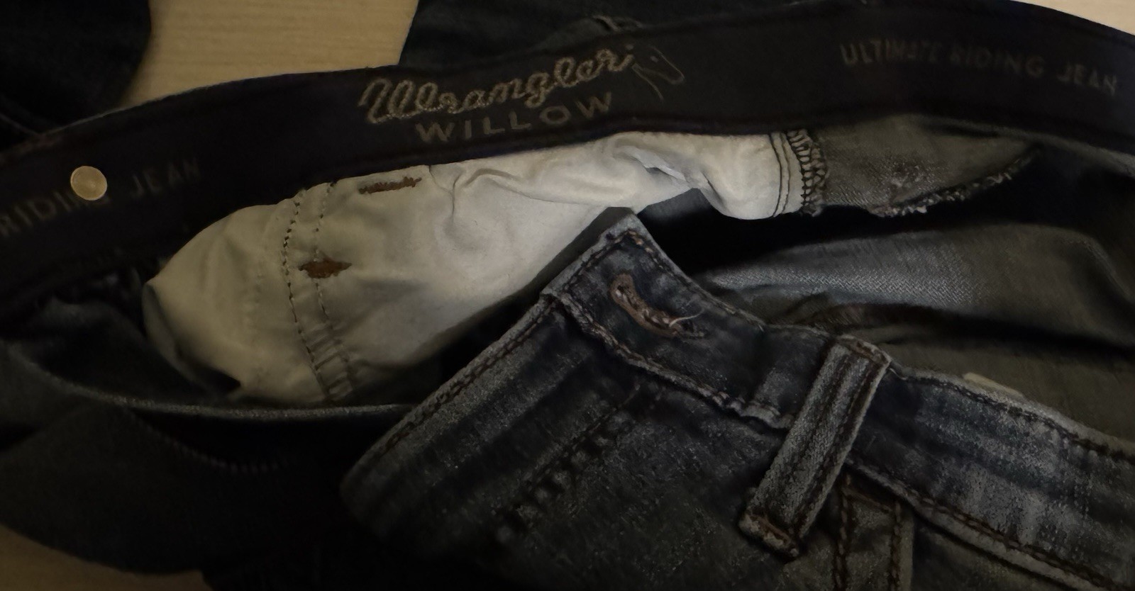 Wrangler Willow Ultimate Riding Jean boot cut stone wash Size 7×34-29×34