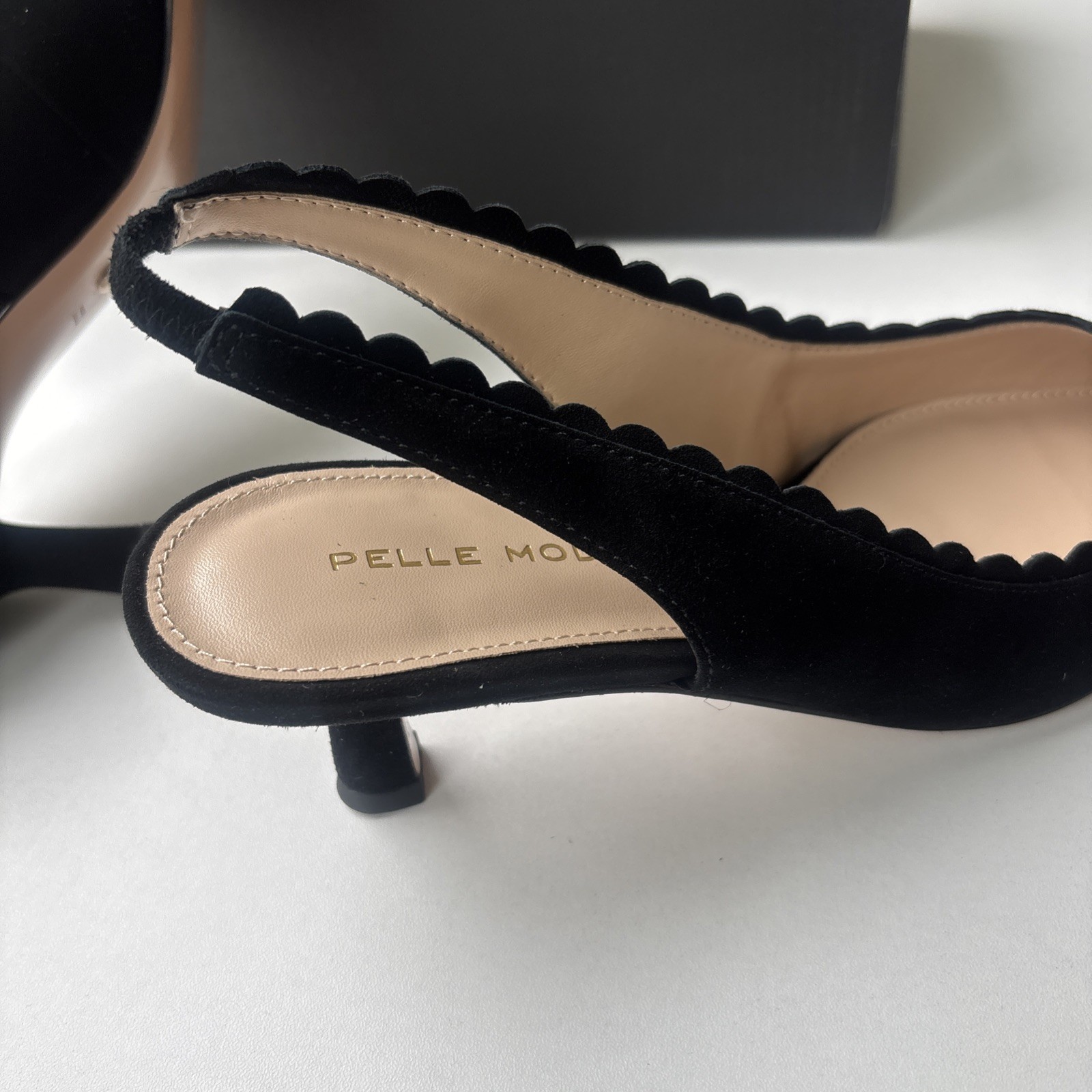 New Pelle Moda Kelsa Slingback Pump In Black Suede Women’s Size 8M