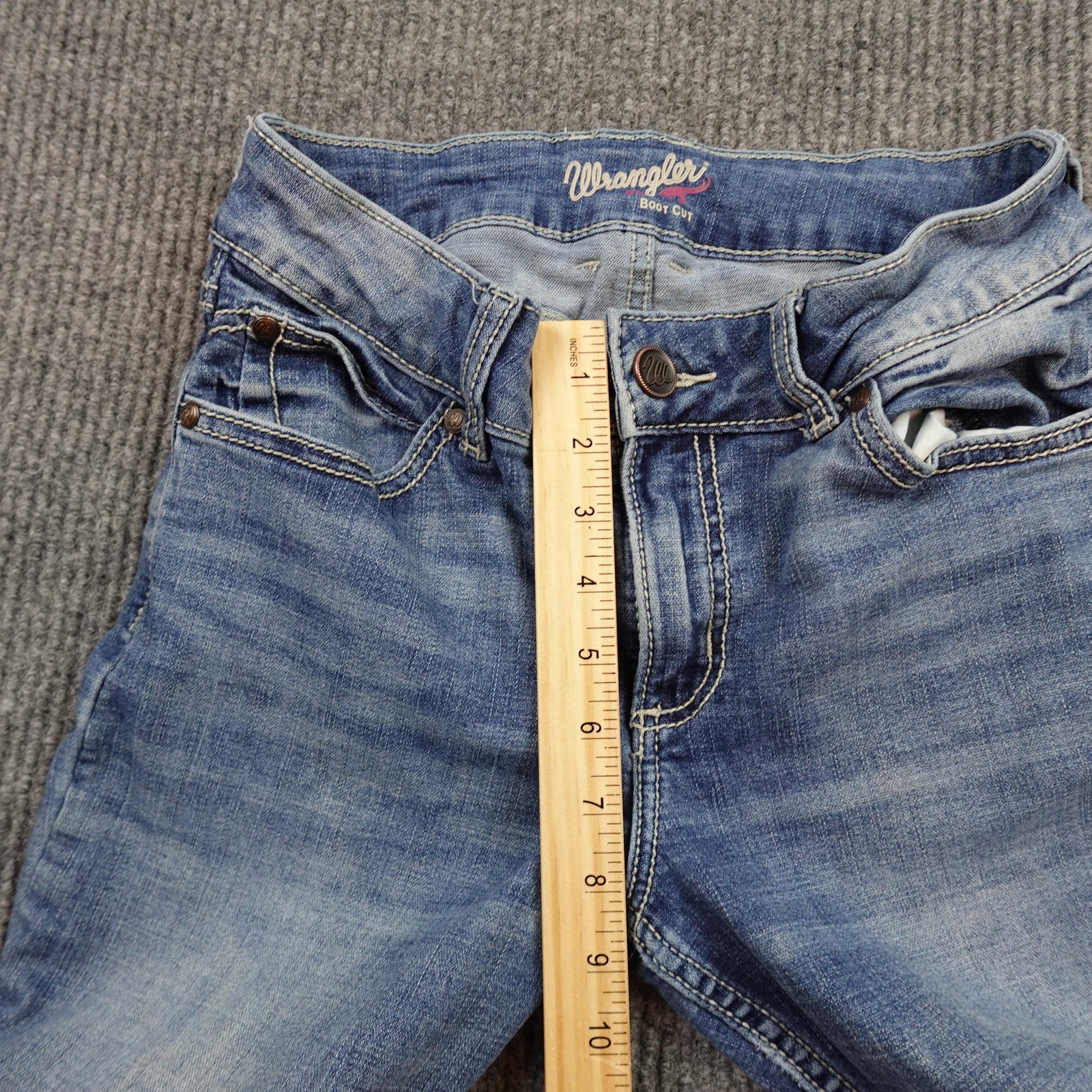 Wrangler Bootcut Jeans Womens 7 X 34 Medium Wash Blue Low Rise Stretch Denim