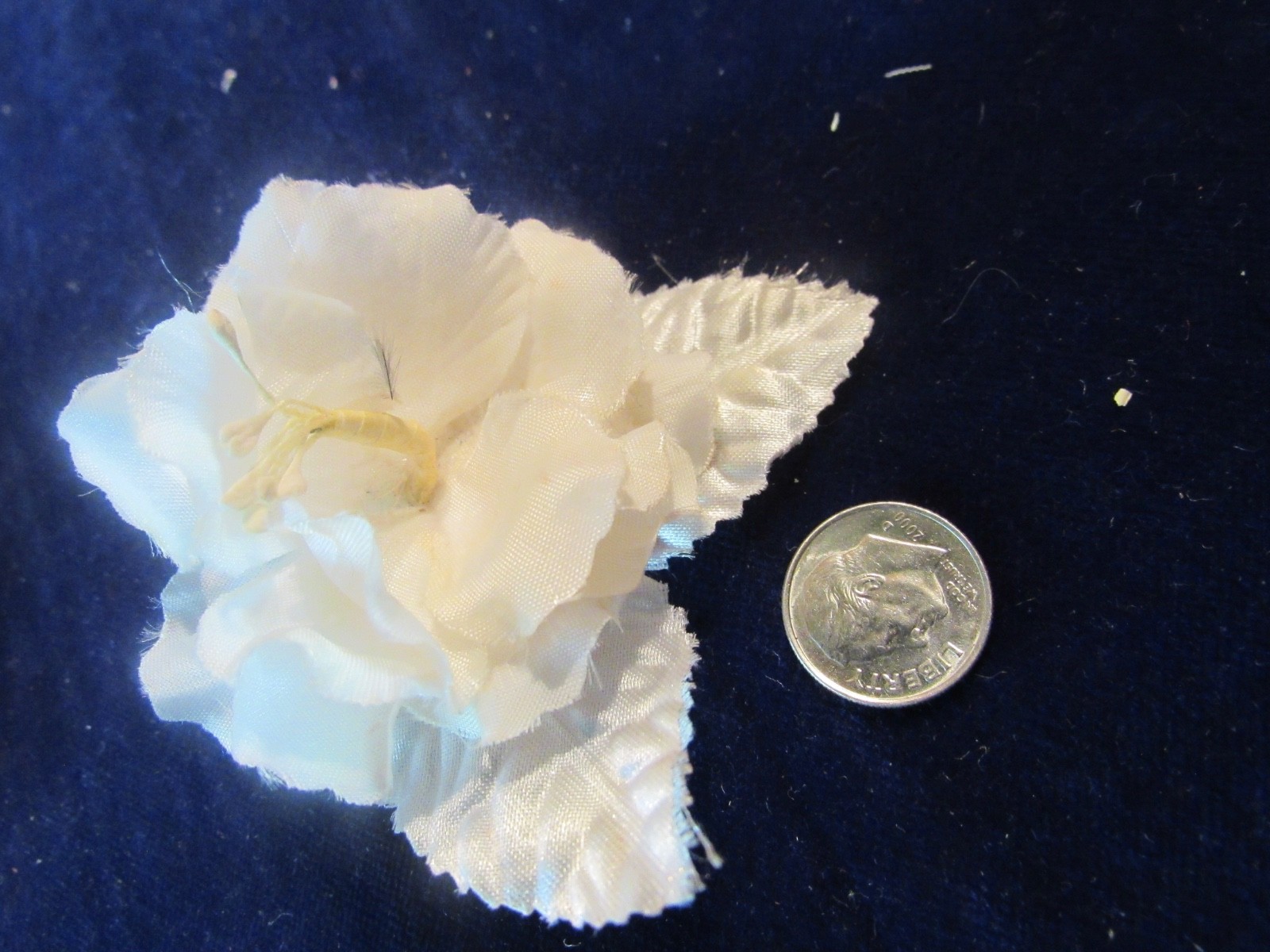 Millinery Flower Collection Lot Ivory Pink Blue Red All With Pins H5640