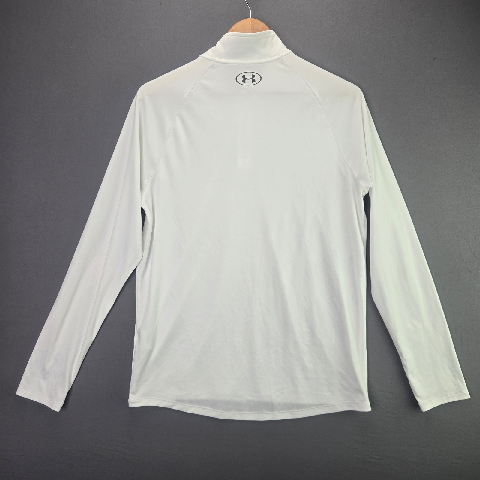 Under Armour Pullover Tech 1/4 Zip Medium White Long Sleeve Loose Fit HeatGear