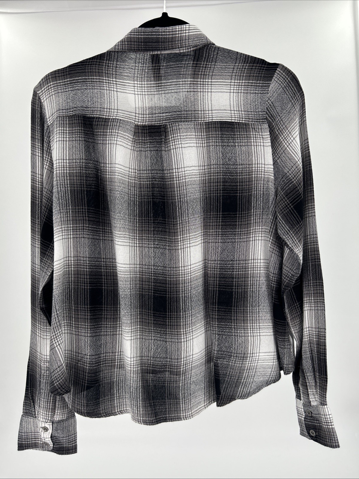Mudd Womens XL Black White Grey Plaid Button Down Shirt High Low Hem Pockets