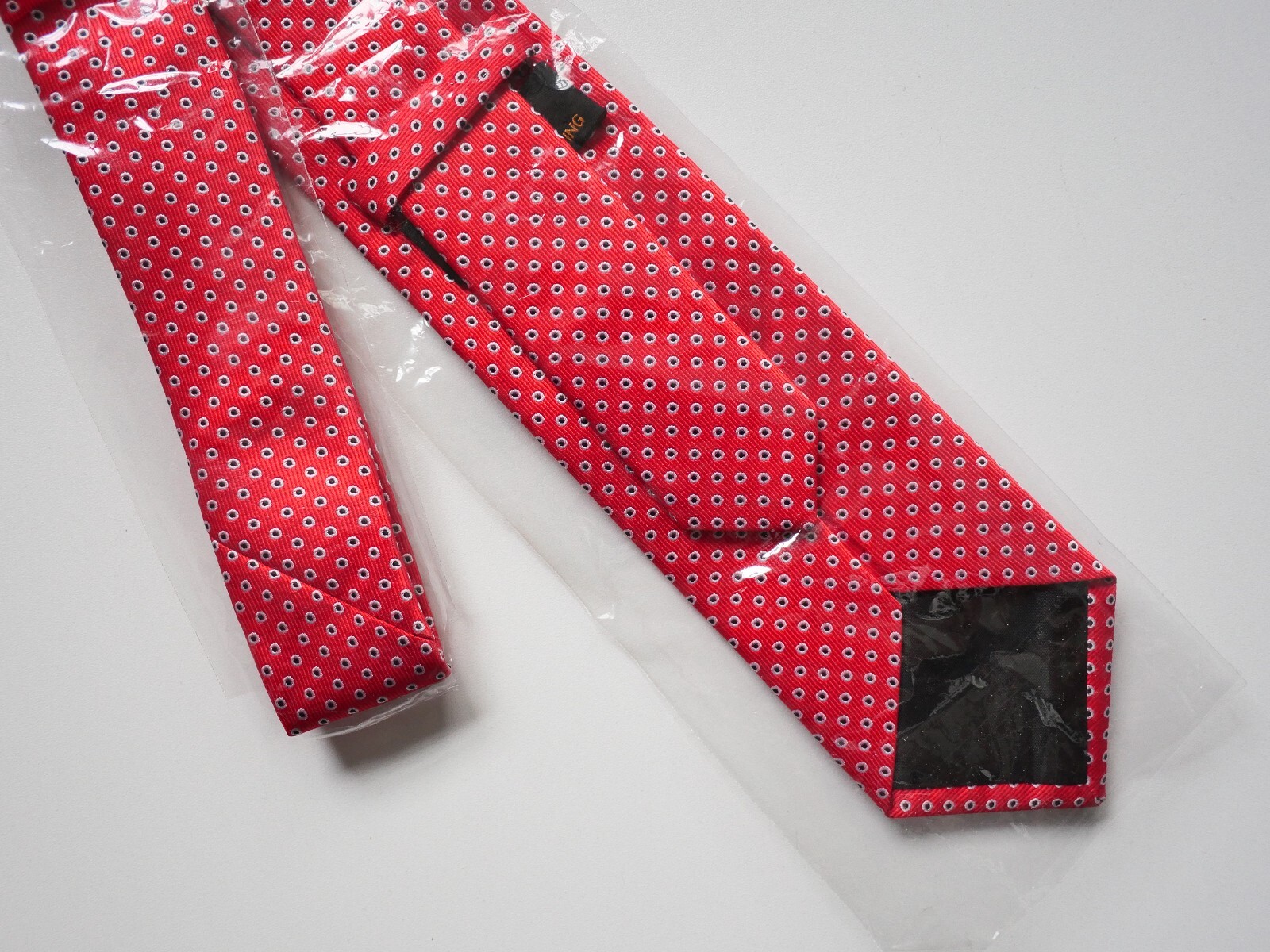 NEW ZENITH Silverking 100% Woven Jacquard Red Polka Dot Tie 57″x3″