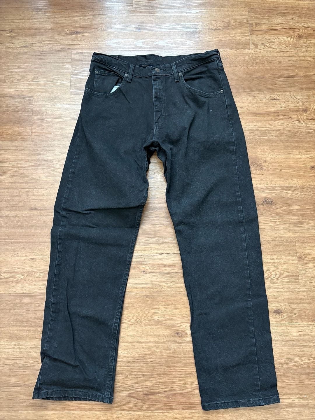 Wrangler Men’s Black Denim Jeans Size 33×30
