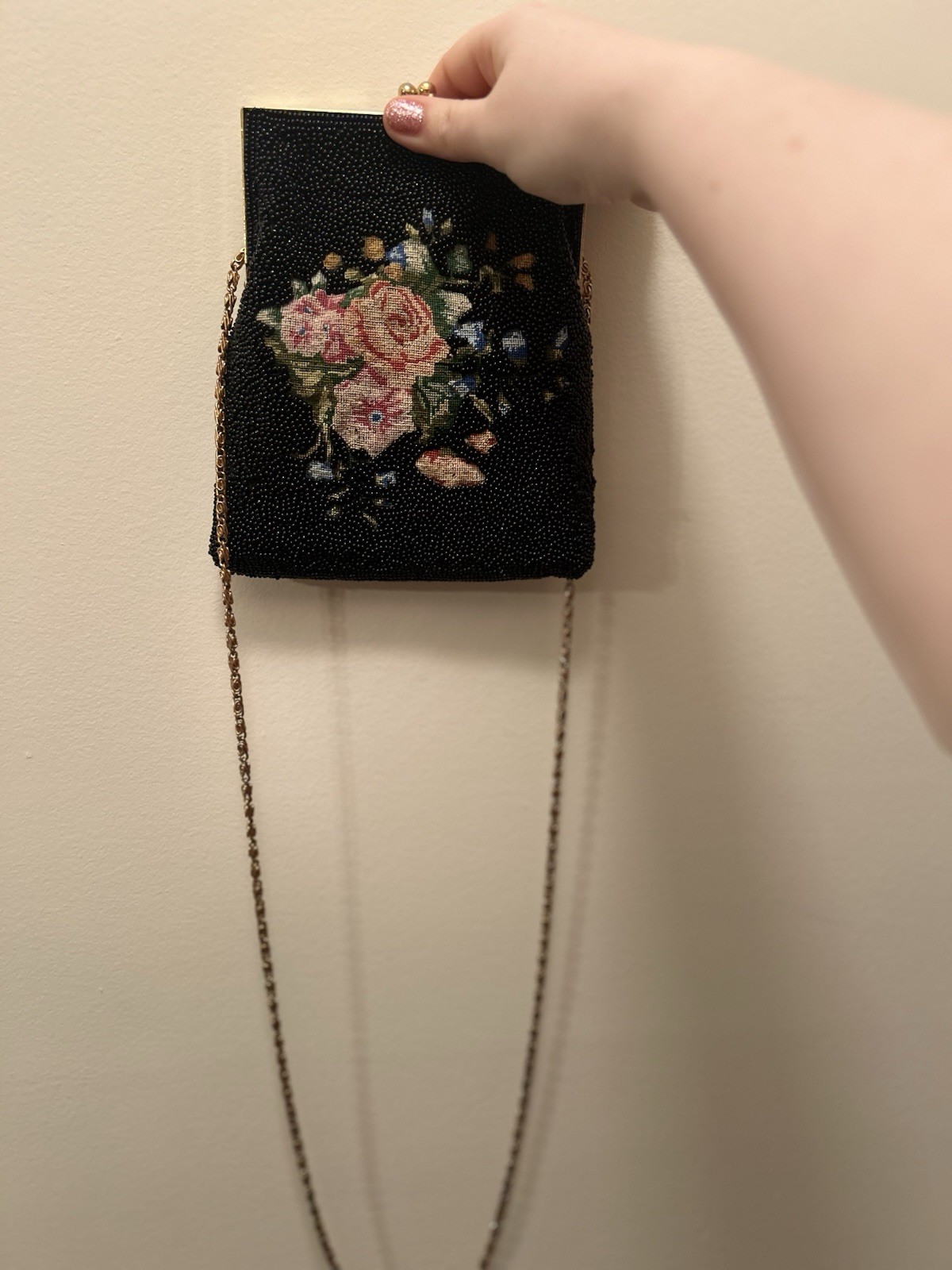 Vanessa Black Beaded Floral Shoulder Bag Kiss Lock Chain Strap Gold Hardware
