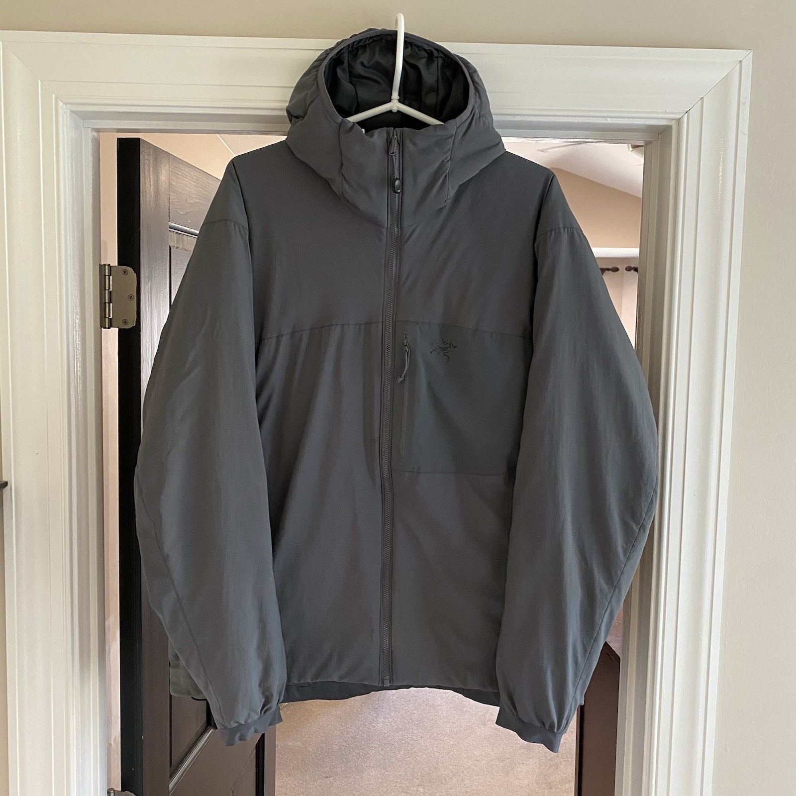 Arcteryx Leaf Atom LT Hoody – Gen 2 – Mens XL – Wolf