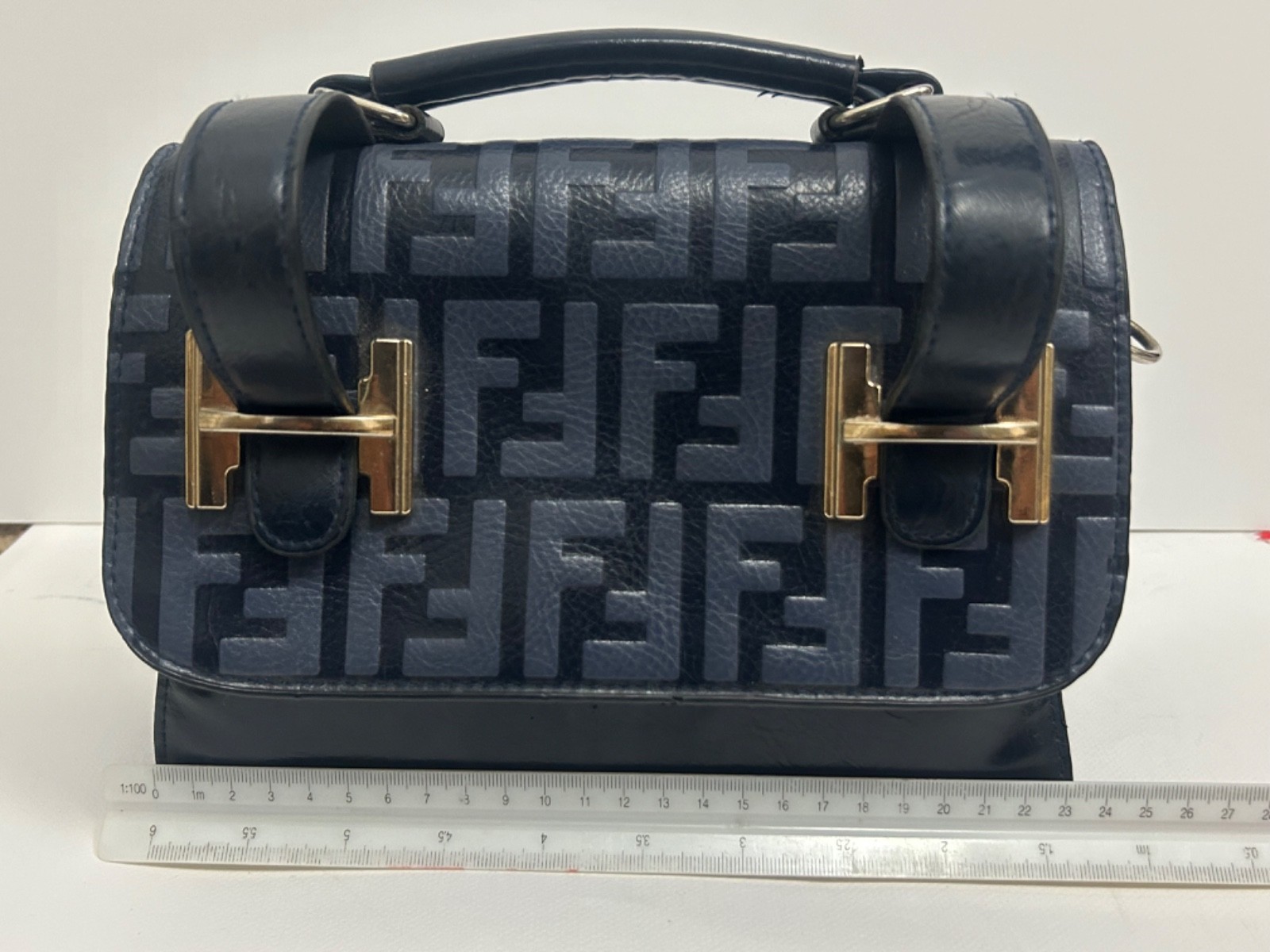 fendi baguette bag vintage