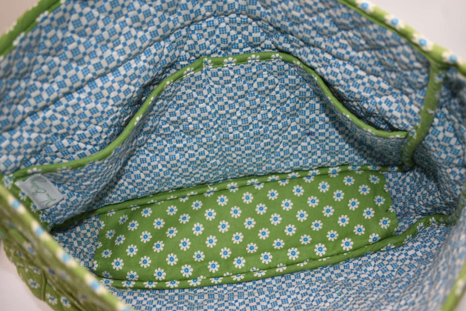 Vera Bradley Commuter Laptop Messenger Bag in “Apple Green” Pattern