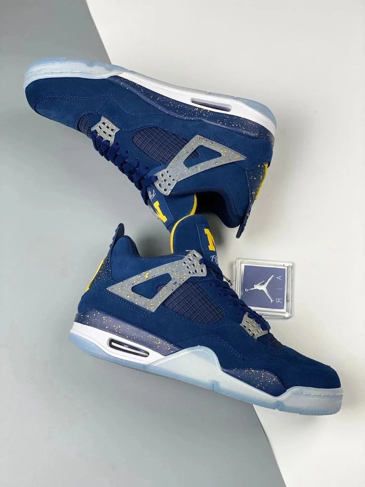 Men’s Jordan 4 Retro PE Michigan Wolverines All Size US 7-12 new