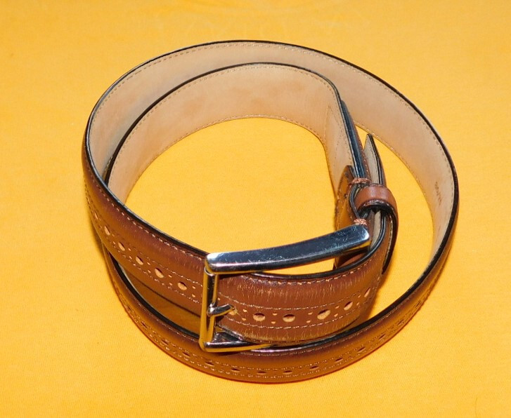 MEN’S COLE HAAN LIGHT BROWN GENUINE PERFORATED LEATHER BELT SIZE 30/75cm..