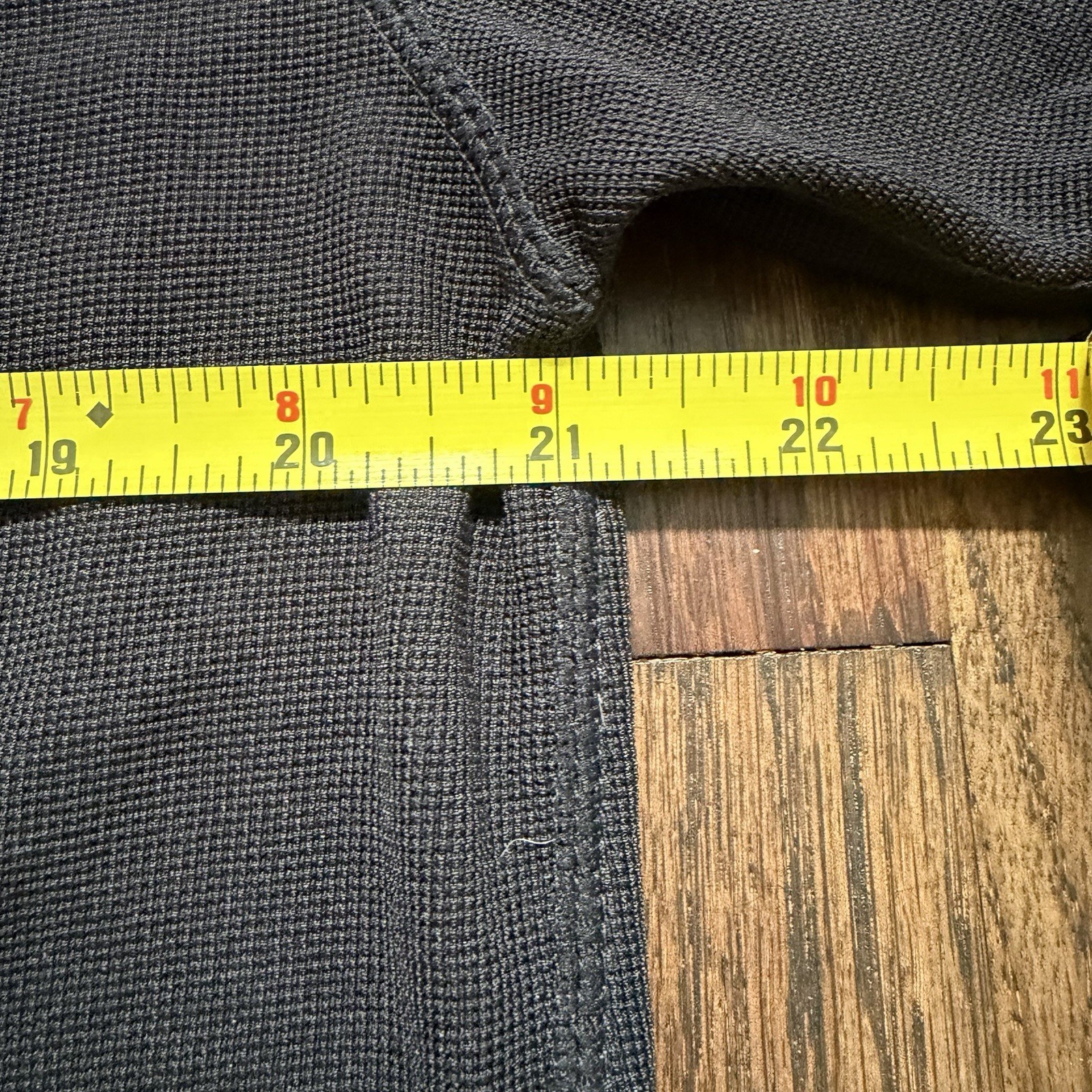 Apple Retail Store Employee Shirt Large 2005-07 Black Nylon Rubber Tab Sleeve