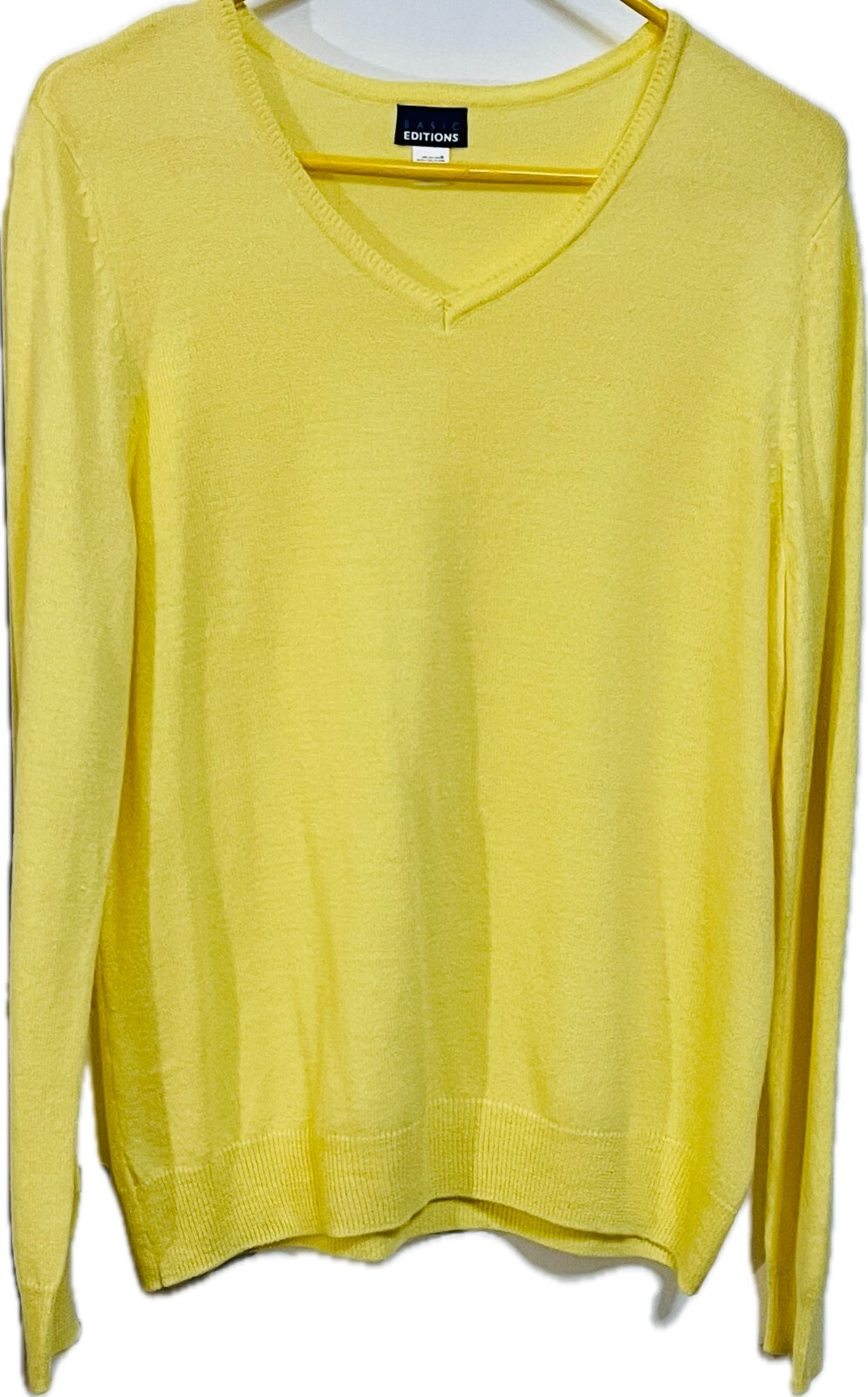 Basic Editions Sweater Women Size Med. Yellow Pullover Long Sleeve 100% Acrylic
