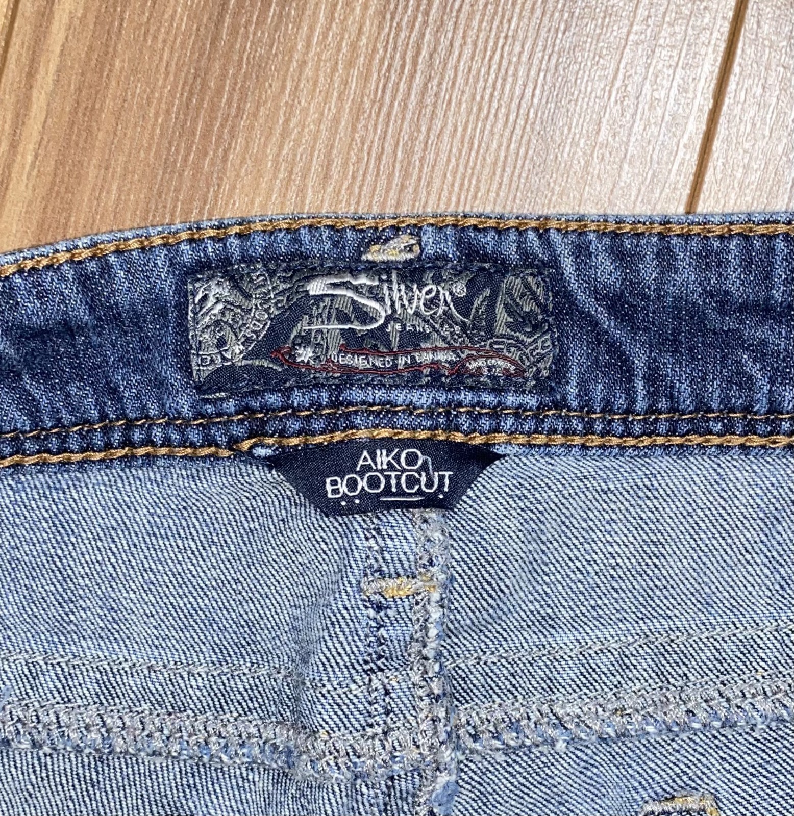 Silver Jeans Suki Mid-Rise Bootcut Jeans Women’s Size 16/33L Blue Denim Stretch