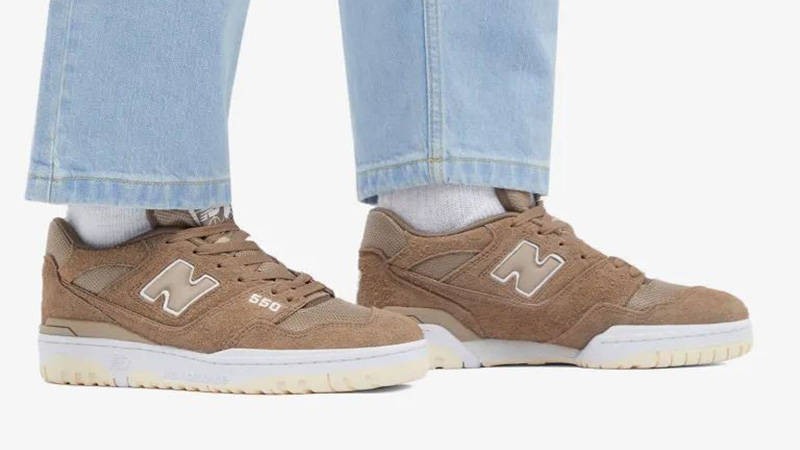 Size 9 – New Balance Men’s 550 Mushroom