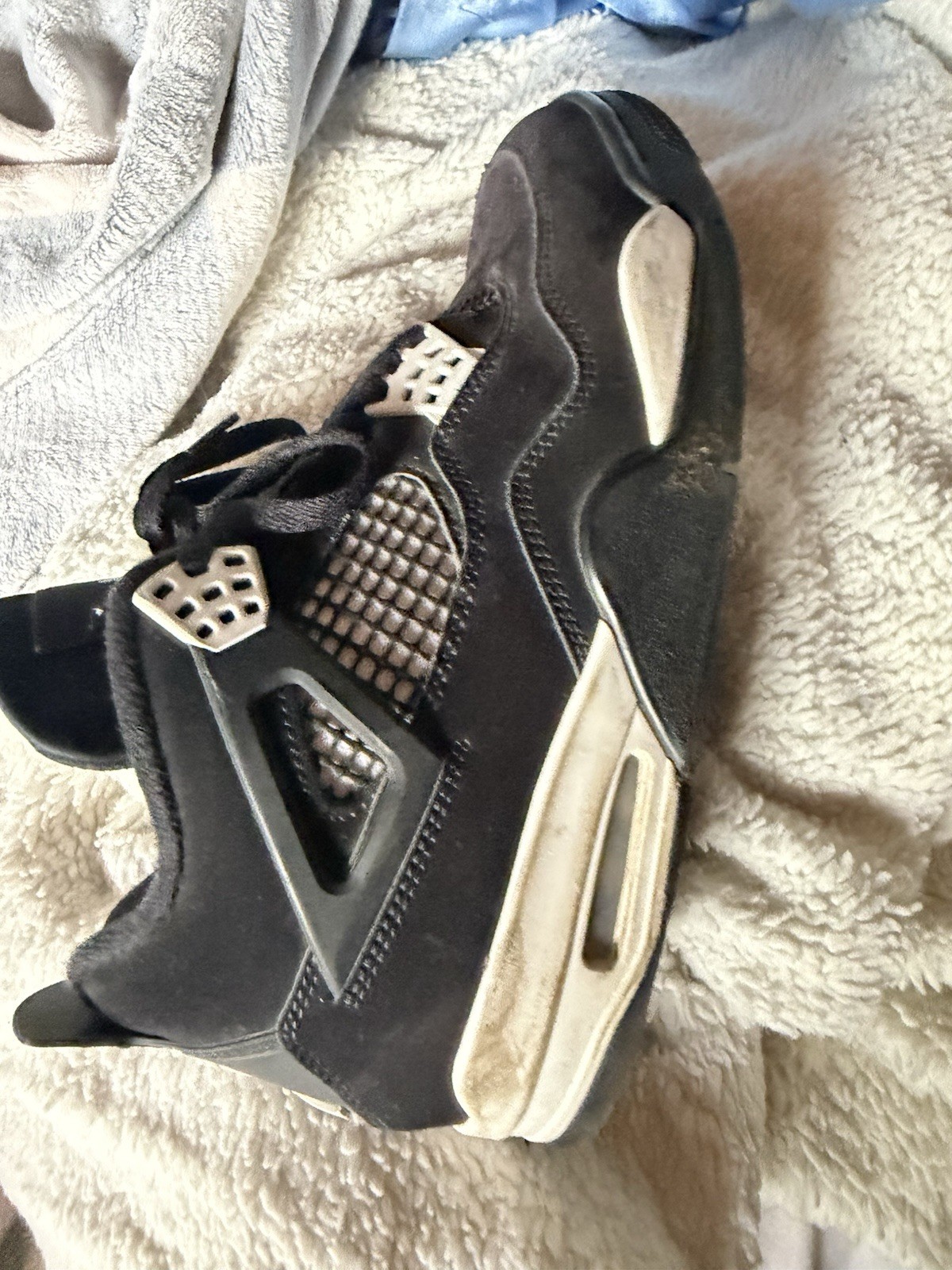 Size 8 – Air Jordan 4 Retro White Thunder