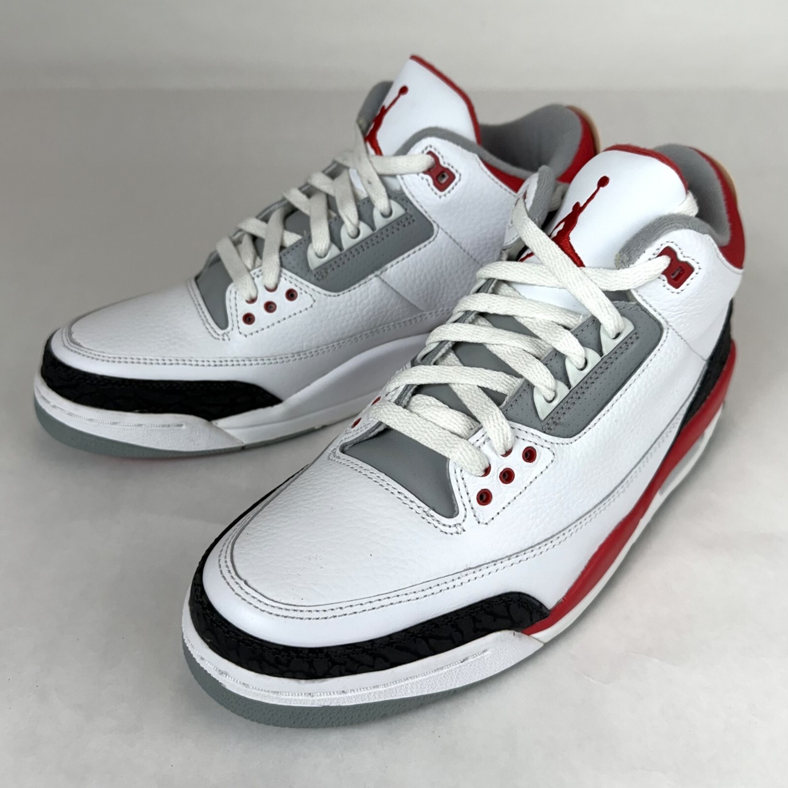 New Size 10 Air Jordan 3 Retro Fire Red 2007 White Red Cement Grey 136064-161