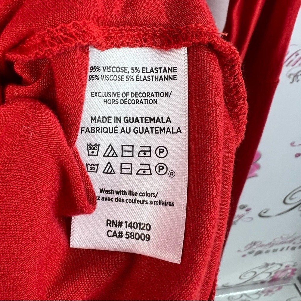 Stella & Dot top asymmetrical hem bright red stretchy Scarlet Long Sleeve Tee