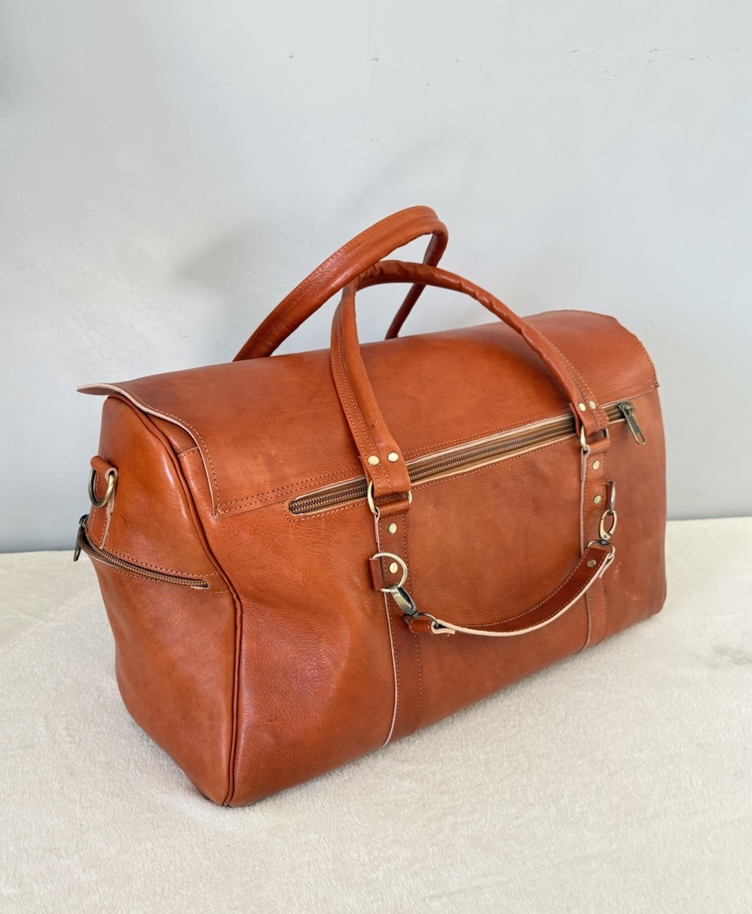Genuine Leather Travel Bag – Cognac Caramel Brown | 55 × 35 × 25 cm – handmade