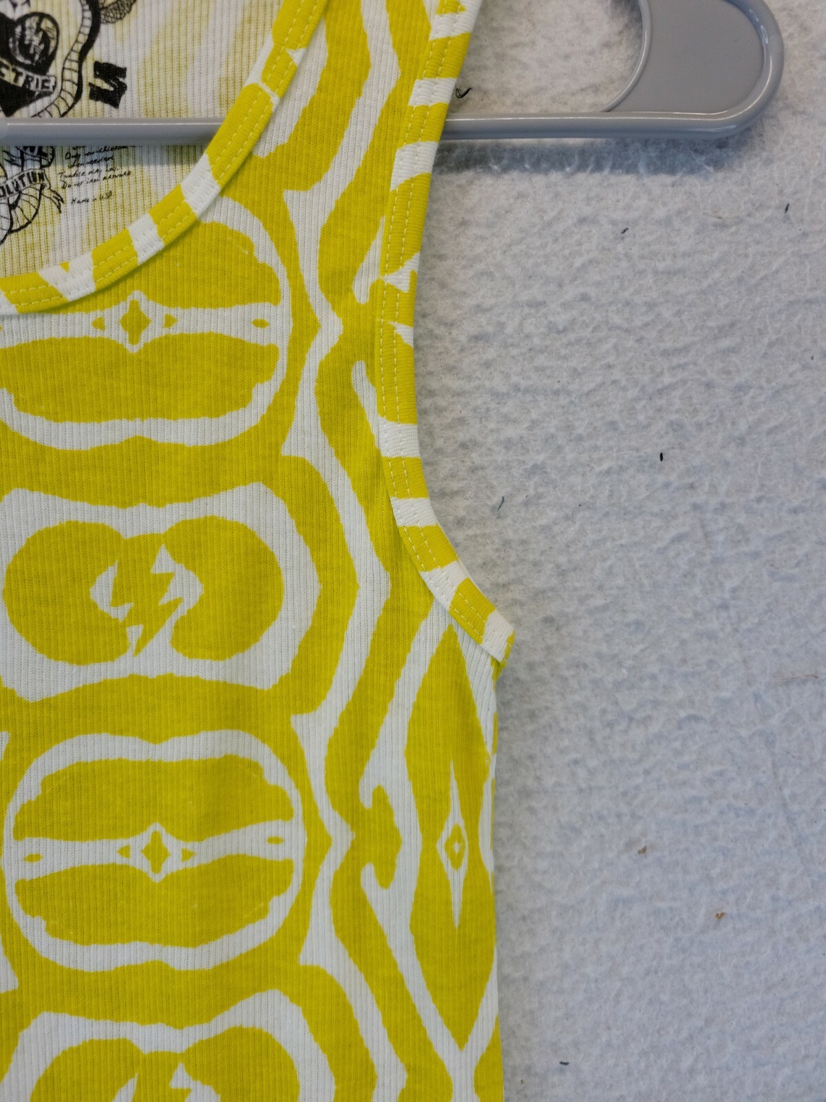 Electric Visual Revolution Yellow Graphic Sleeveless Tank Top Shirt Womens Small