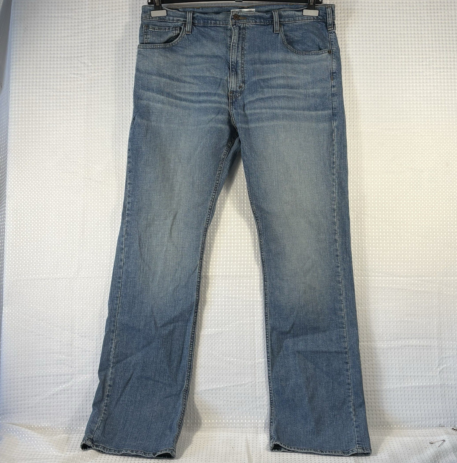 Signature by Levi Strauss & Co. Men’s Blue Medium Wash Bootcut Jeans Regular Fit