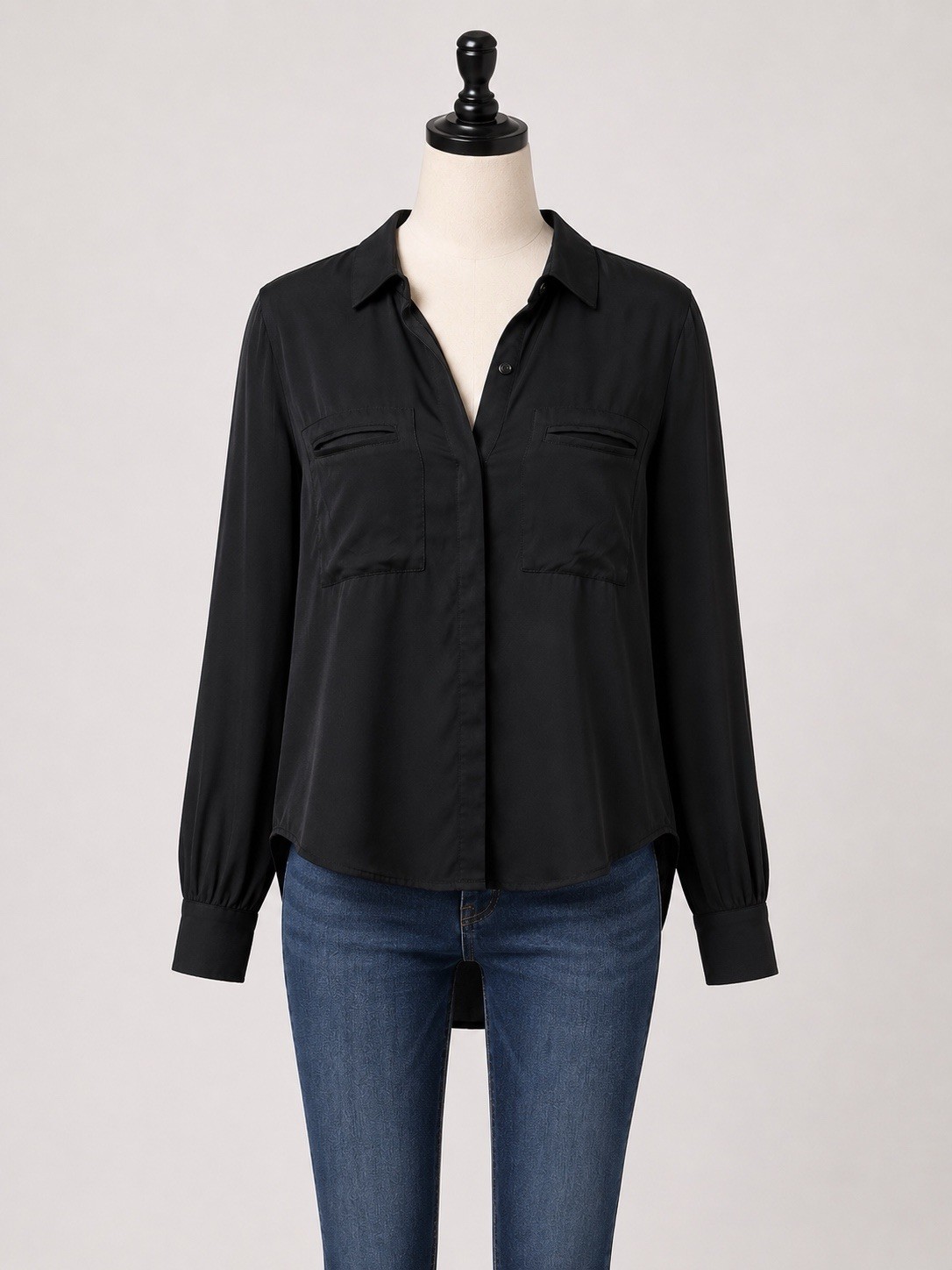 Ro & De Black Button Front Blouse Women’s XS Long Sleeve Collared Hi Low Hem
