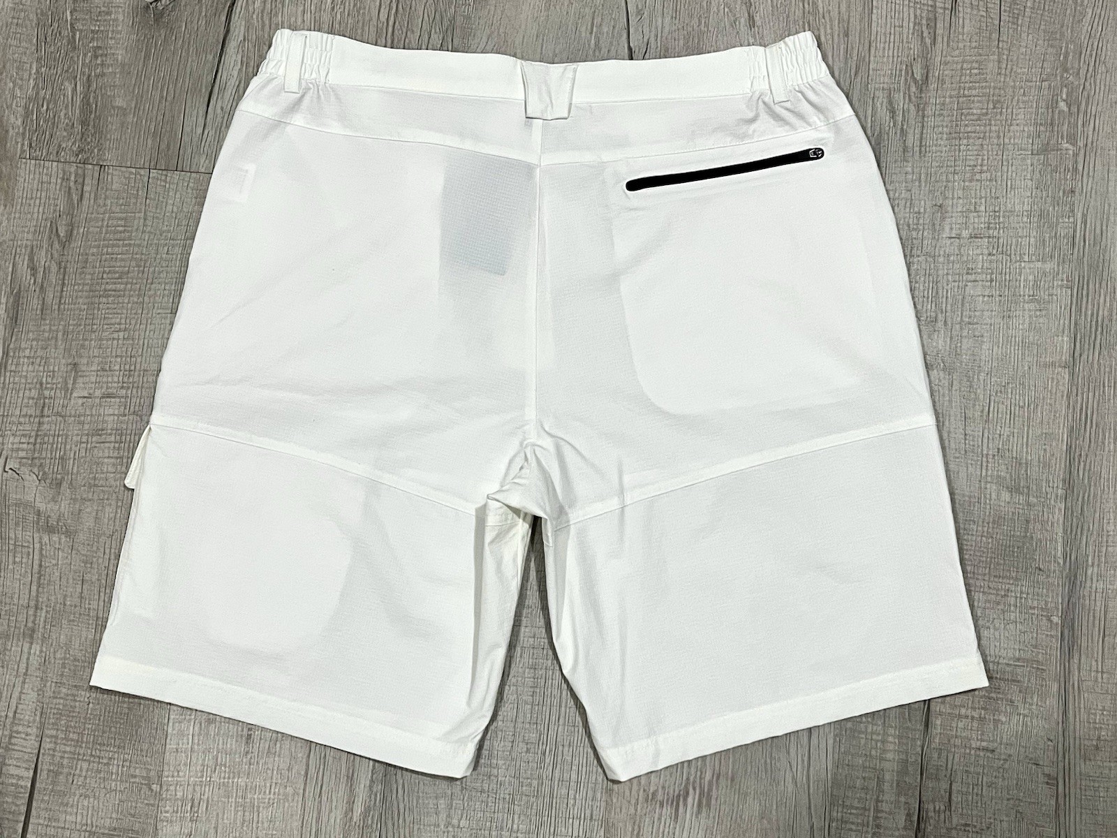 TACVASEN Men’s White Shorts sz 38 Quick Dry Cargo Nylon/Spandex NWT