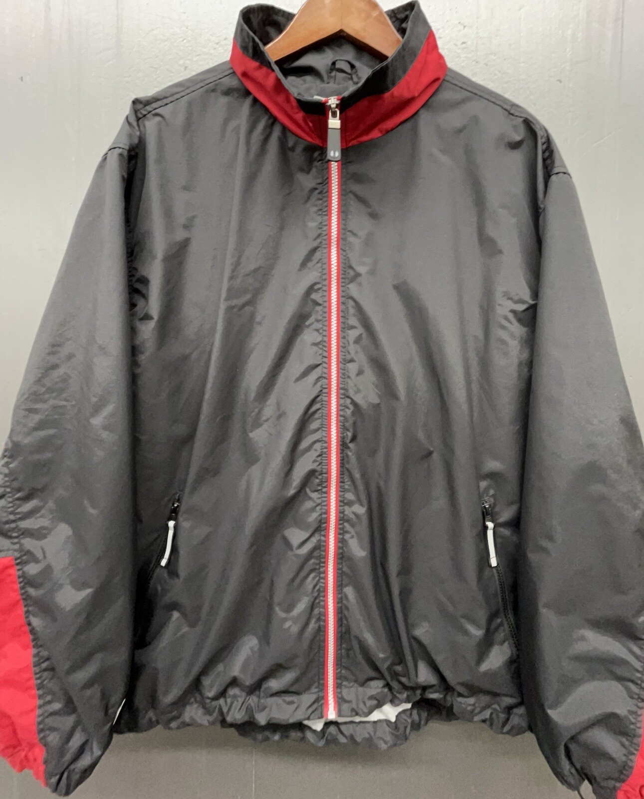 Holloway Jacket Men XL Black Red Full Zip Pockets Lined Coated Windbreaker Golf