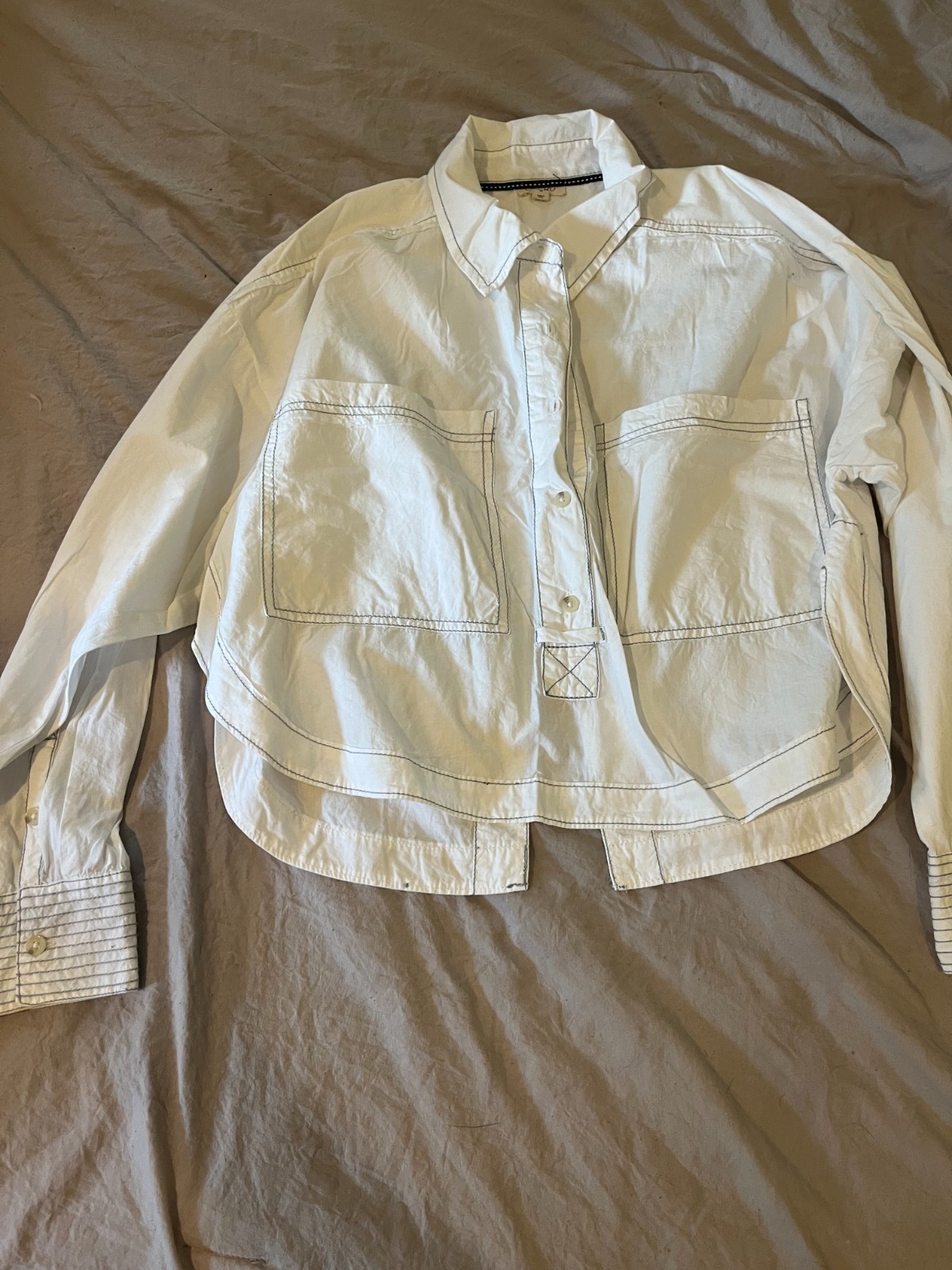 PILCRO Anthropologie White Contrast Stitch Cropped Button Down Shirt Size M Wide