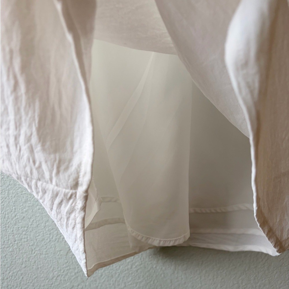 Source Unknown Cream Sleeveless Blouse