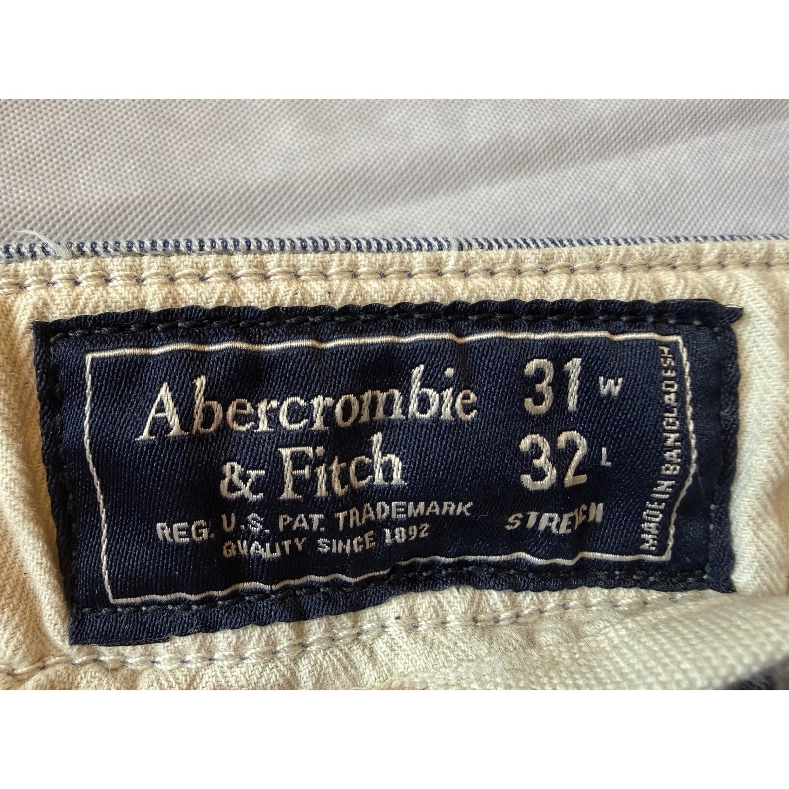Abercrombie & Fitch Men Seersucker Chino Pants 31X32 Blue Striped Cotton Stretch