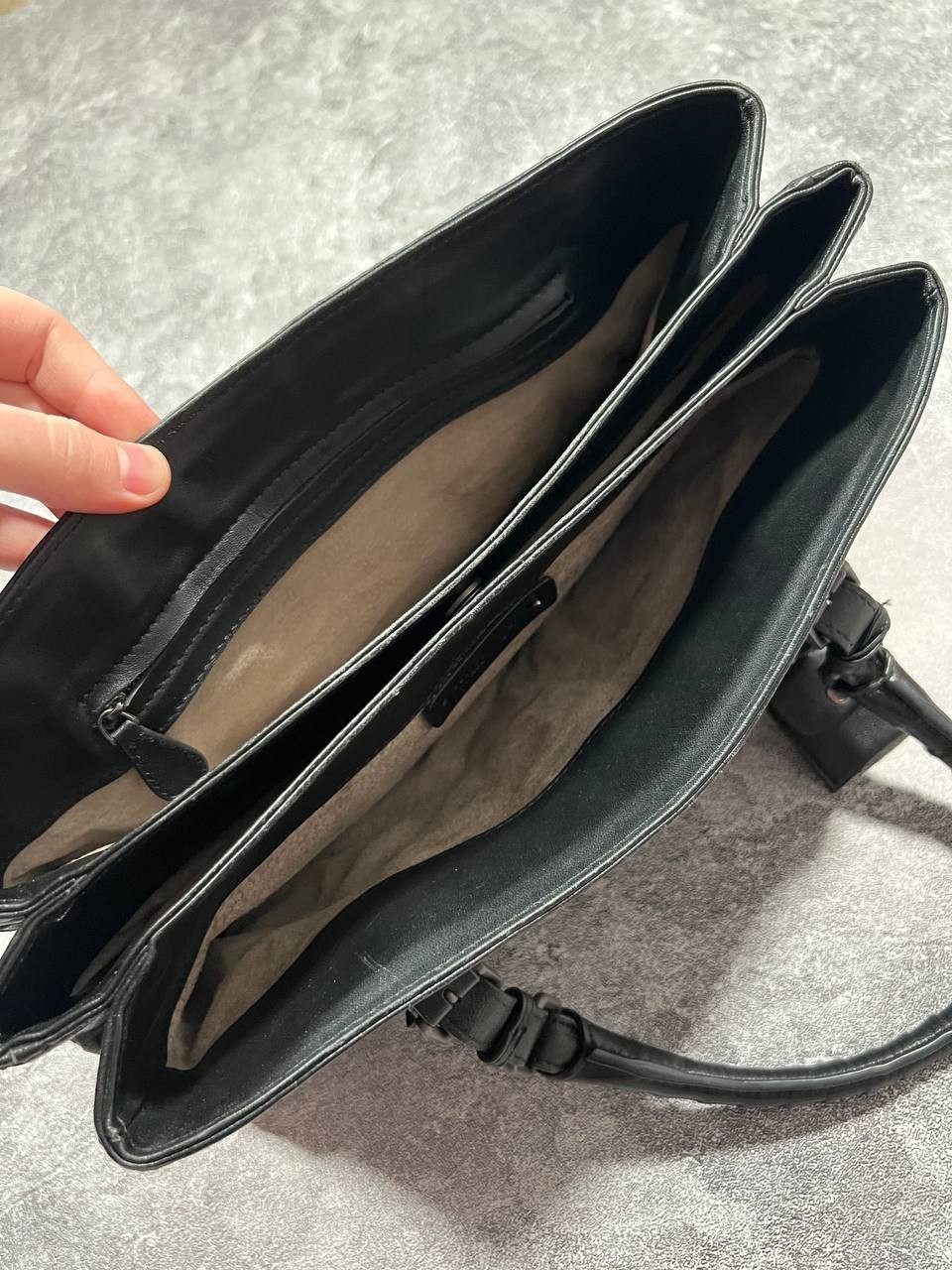Bottega Veneta Intrecciato Leather Tote Bag Black Woven Handbag Made in Italy