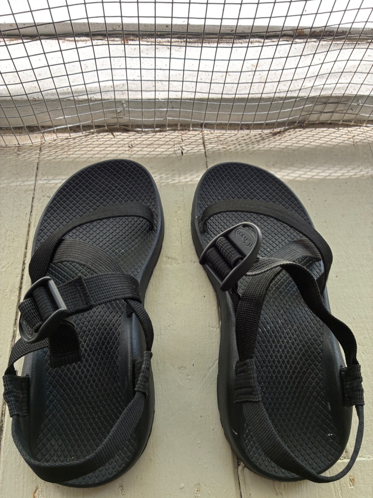 Chaco – Women’s Z1 Classic Sandal, Black, Size 8 Wide Adjustable Straps