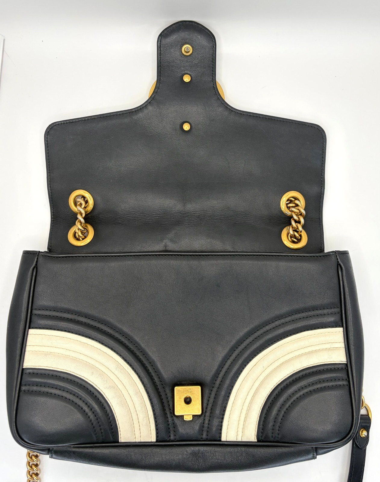 GUCCI GG Marmont Black White Chevron Shoulder Bag Matelasse Chain Crossbody