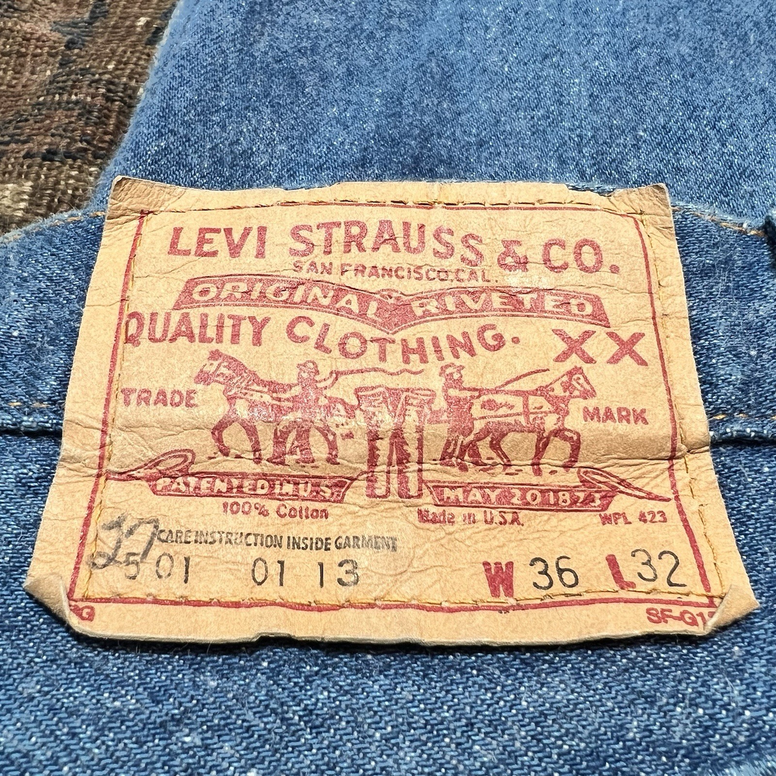 Vintage 1993 Levi’s 501 01 13 Made in USA Fuzzy One Wash Denim Jeans W36 L32
