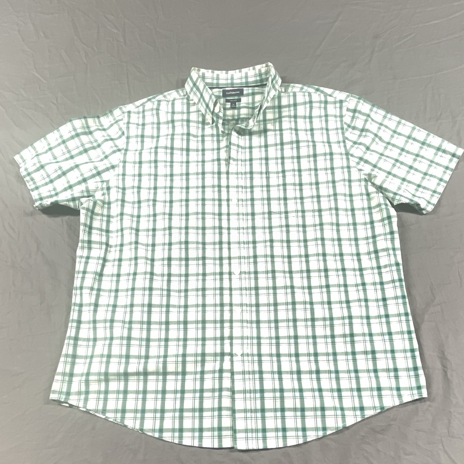 Croft & Barrow Easy Care Men’s XL Green/White Plaid Short Sleeve Button-Up