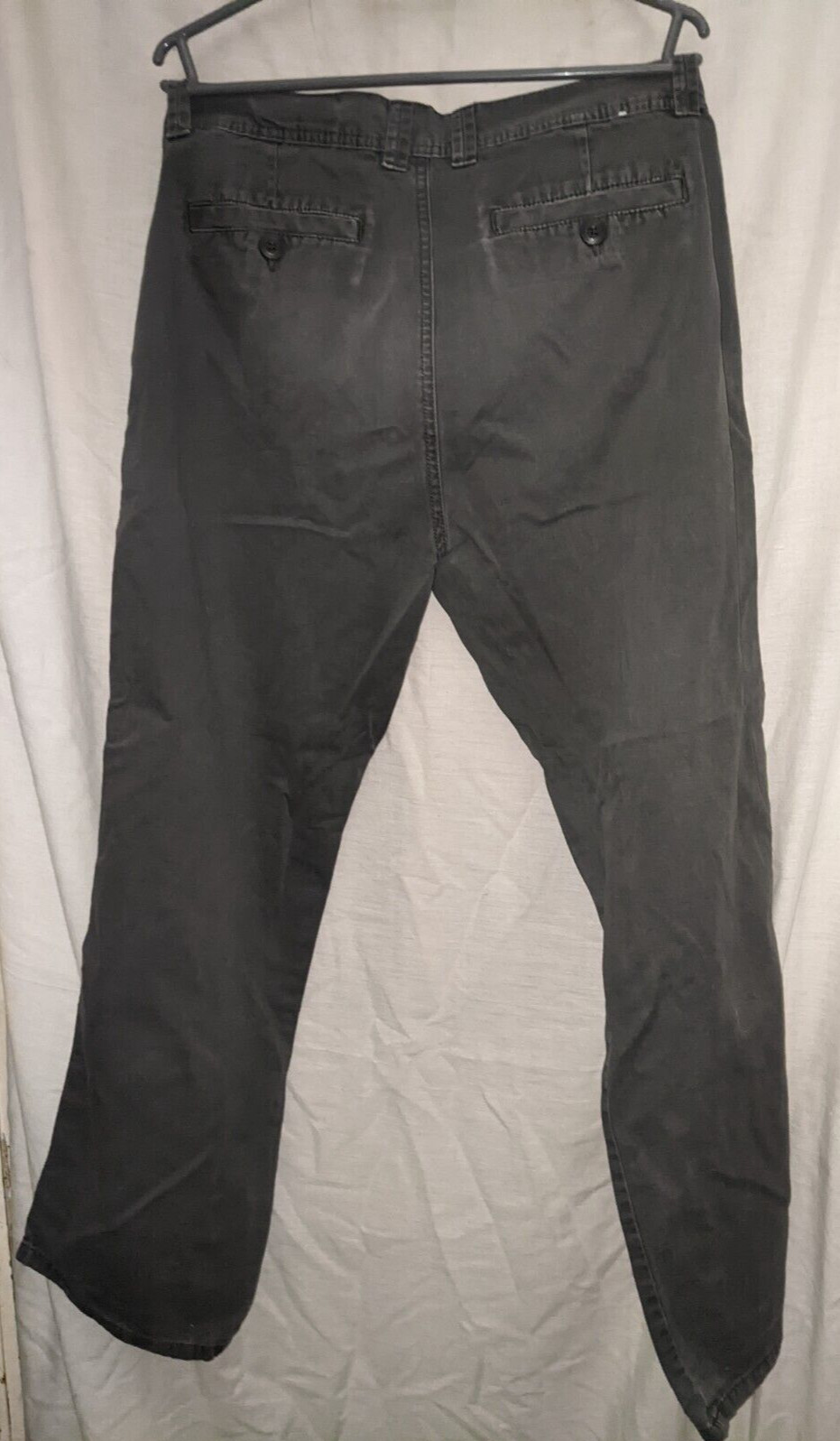 Denim and Co Grey Light Weight Straight Leg Jeans W 34 L 30 Please see Descripti