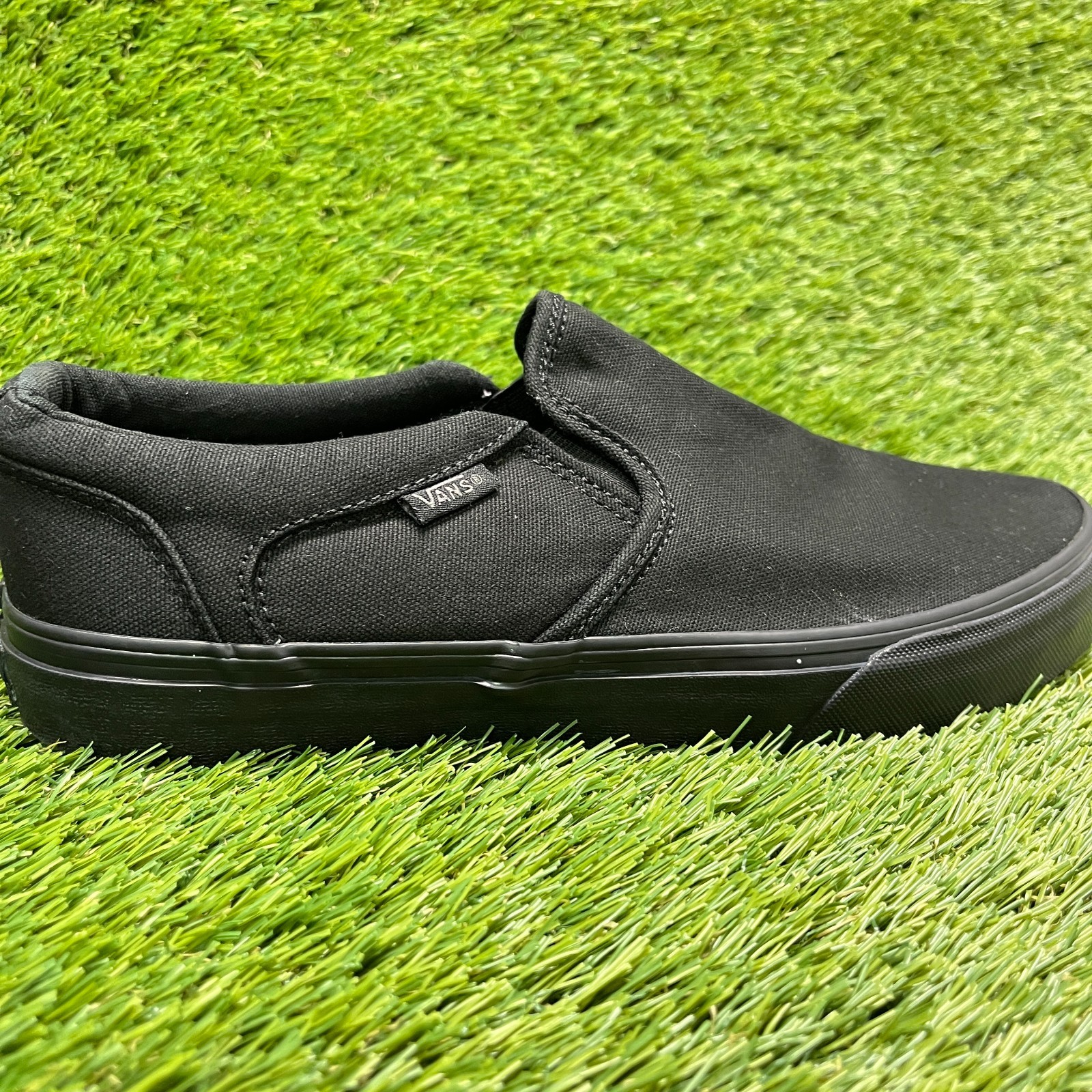Vans Asher Slip On Mens Size 9.5 Black Athletic Walking Skate Shoes Sneakers