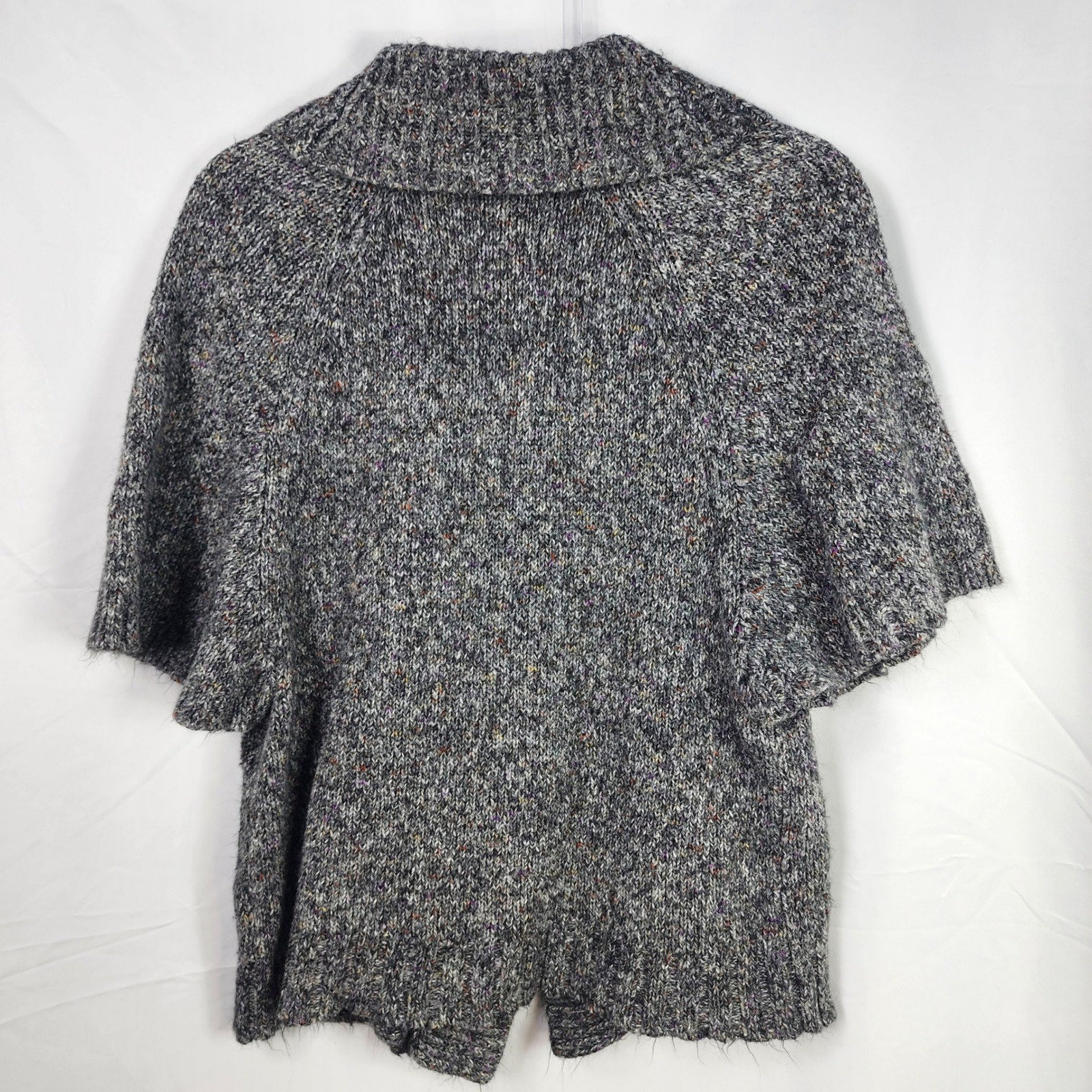 Womens Knit Cardigan Sweater Vest Medium Gray Y2K Chunky Lagenlook Twee Coquette