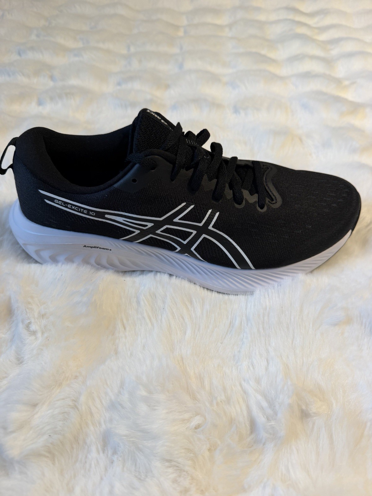 Asics Men’s GEL-Excite 10 Low-Cut Athletic Running Sneakers Black/White Size 8.5