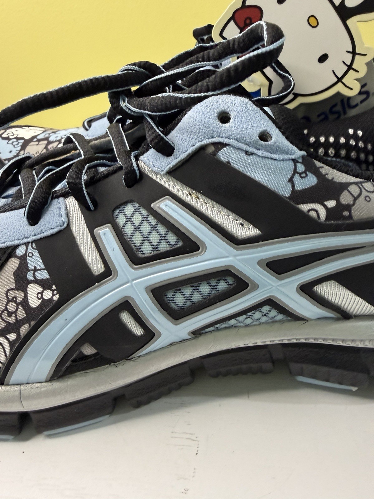 Asics Gel-Blur33 Hello Kitty Pattern Sneakers Size 8 Black/blue NEW W/O Box
