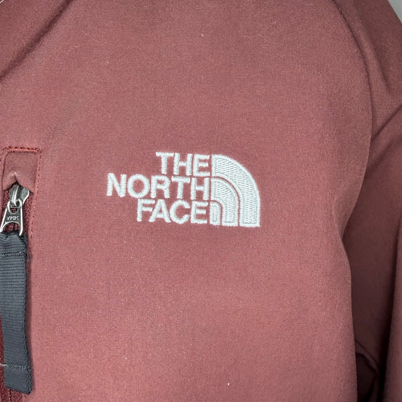 The North Face TNF Apex Soft Shell Full Zip Jacket Burgundy Dark Gray Men’s M