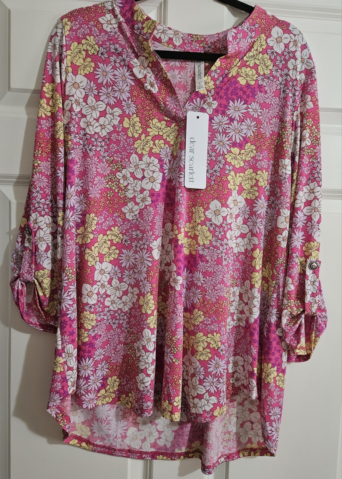 NWT Women’s Dear Scarlett Size L In Full Bloom Lizzy Top Pink with Floral Print