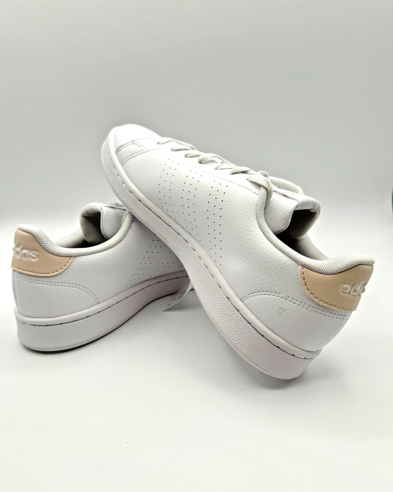 Adidas Advantage Women’s White/Putty/Mauve IE5241 – NEW [ CHOOSE SIZE]