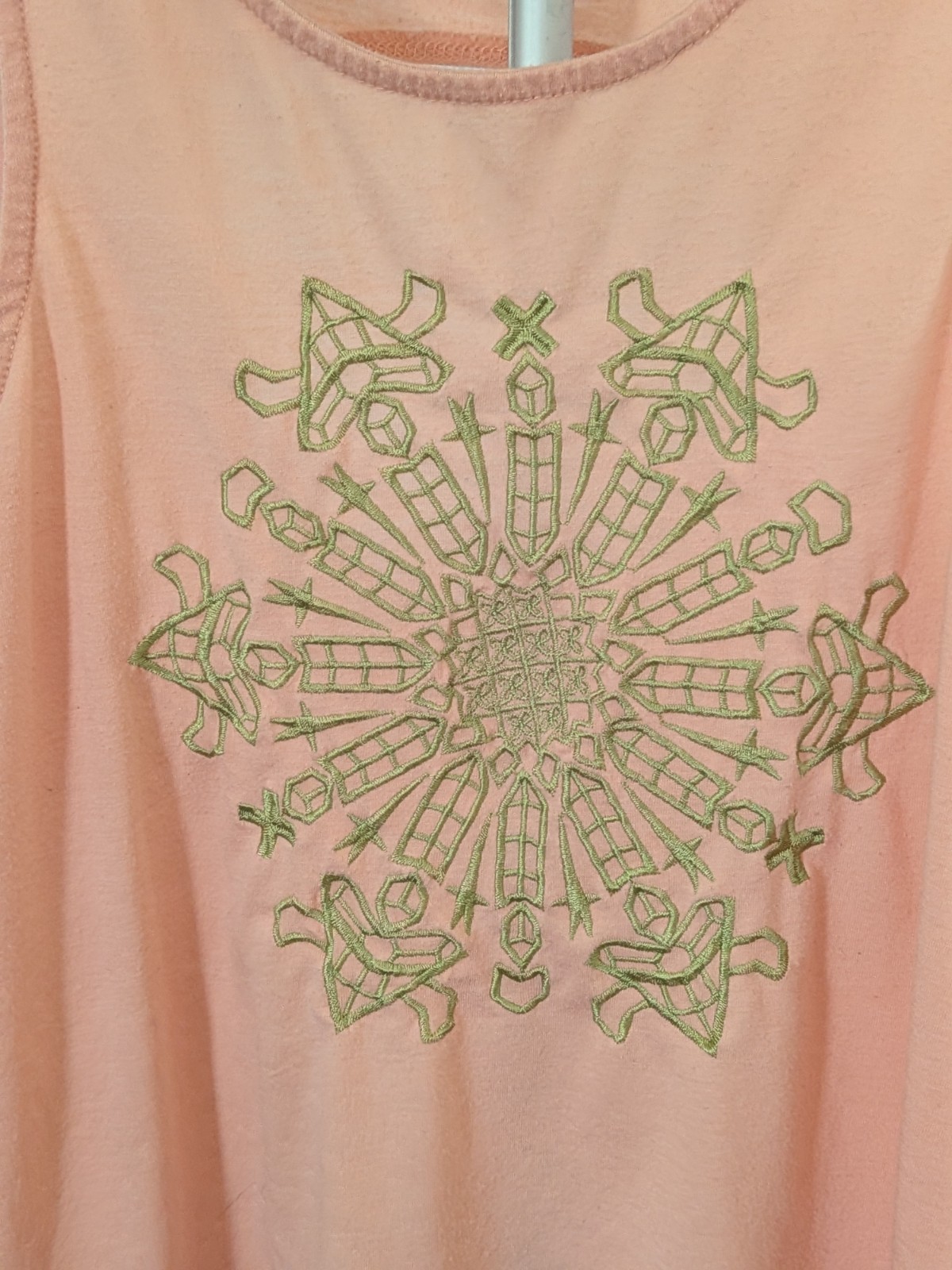 Dream Out Loud by Selena Gomez Tank Top Size M Peach Coral High Low Embroidered