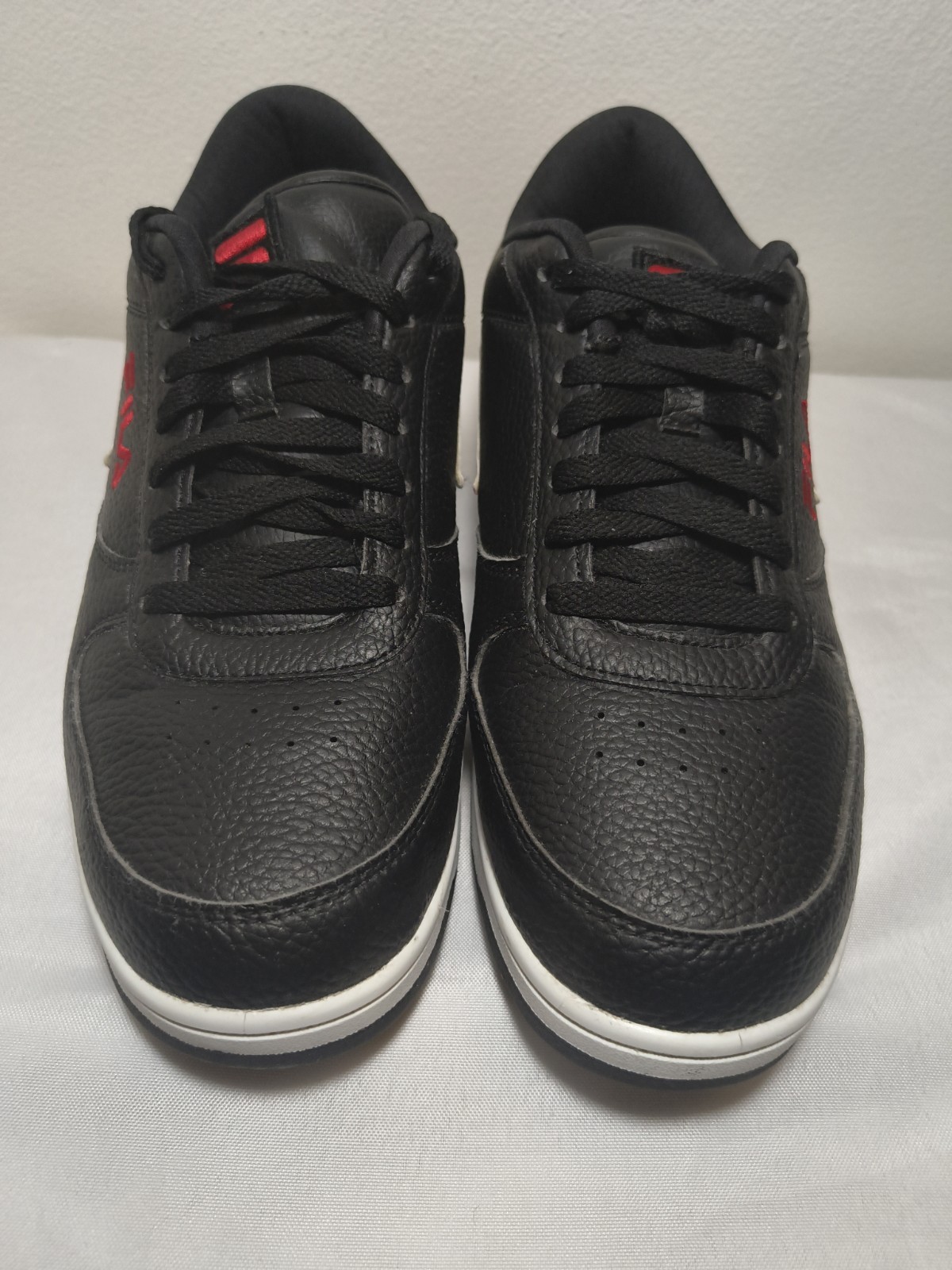 Fila A-Low Top Black Red White Sneakers Size 11.5 Men’s Basketball Shoes (Used)